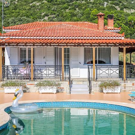 Villa Mitzelos Moni Evaggelistrias Buitenkant foto